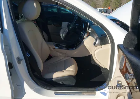 2017 Mercedes-Benz C 300 из США, поврежденный, VIN WDDWF4JB7HR253586